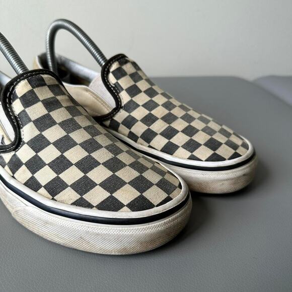 Vintage Thrashed Black and White Worn Checkered Slip On Vans - Picture 3 of 7